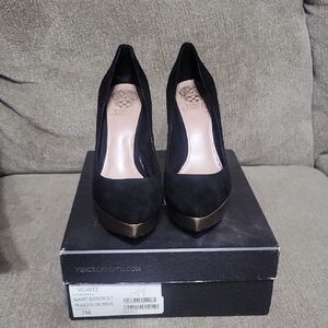 Vince Camuto Black and Gold Heels